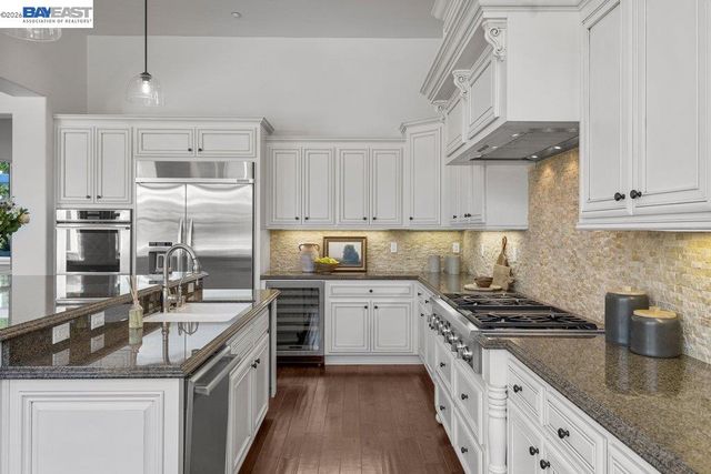 25 Treetop Terrace, Alamo, CA 94507