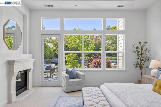 25 Treetop Terrace, Alamo, CA 94507