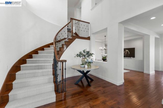 25 Treetop Terrace, Alamo, CA 94507