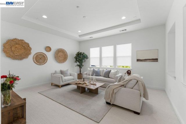 25 Treetop Terrace, Alamo, CA 94507