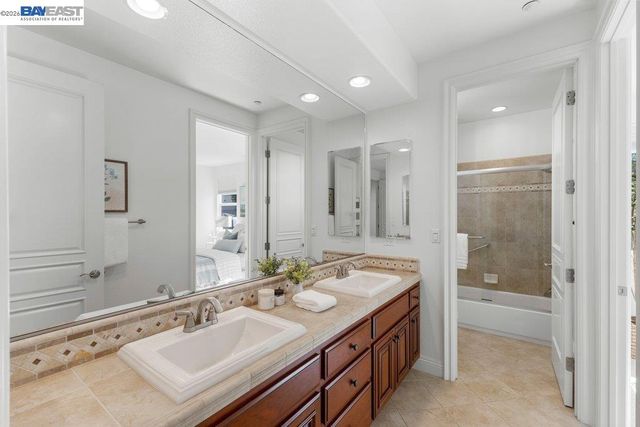 25 Treetop Terrace, Alamo, CA 94507