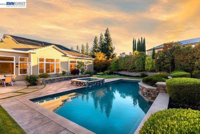 25 Treetop Terrace, Alamo, CA 94507