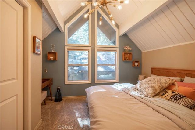 875 Sierra Vista Drive, Twin Peaks, CA 92391