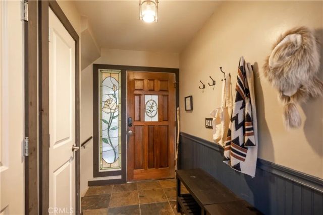 875 Sierra Vista Drive, Twin Peaks, CA 92391