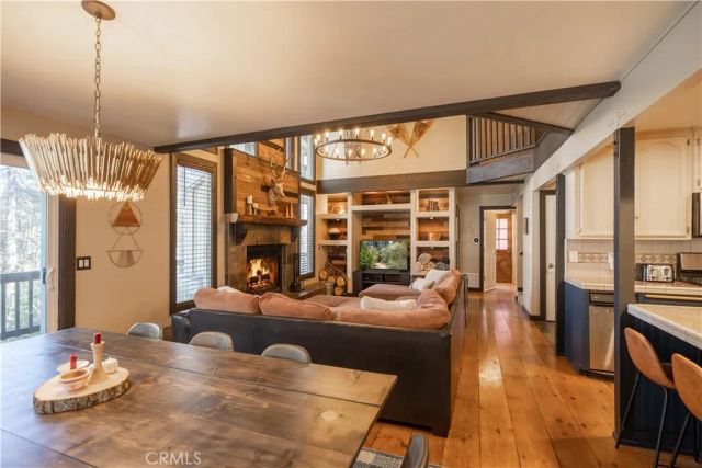 875 Sierra Vista Drive, Twin Peaks, CA 92391