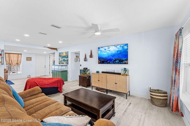 2125 Palm Avenue, Indialantic, FL 32903