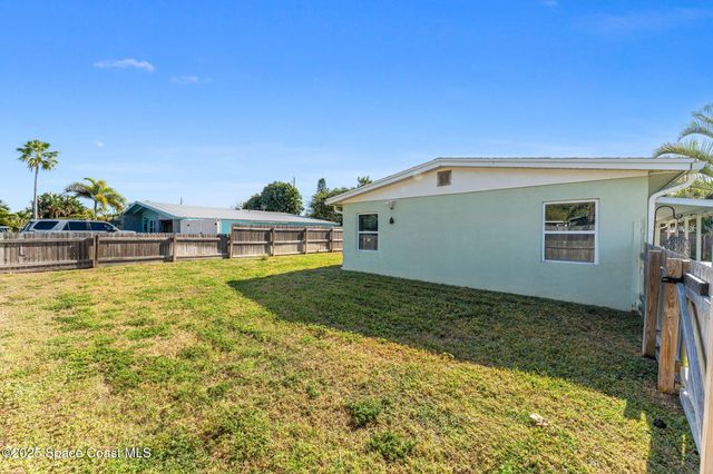 2125 Palm Avenue, Indialantic, FL 32903