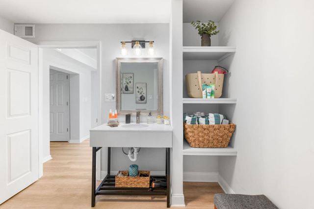 40 E Magnolia Ave, St Augustine, FL 32080