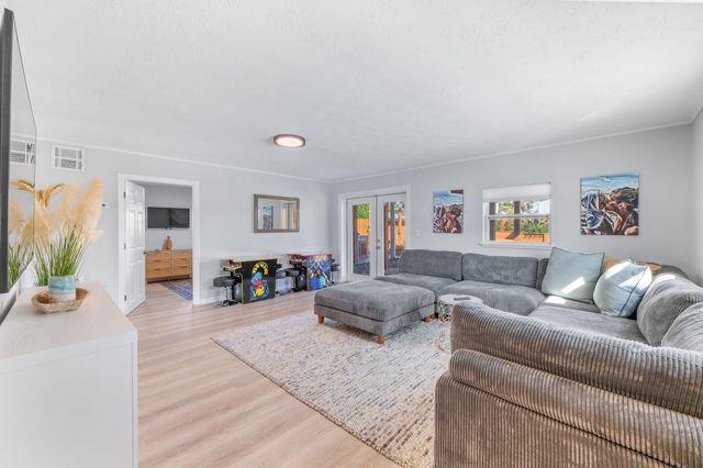 40 E Magnolia Ave, St Augustine, FL 32080