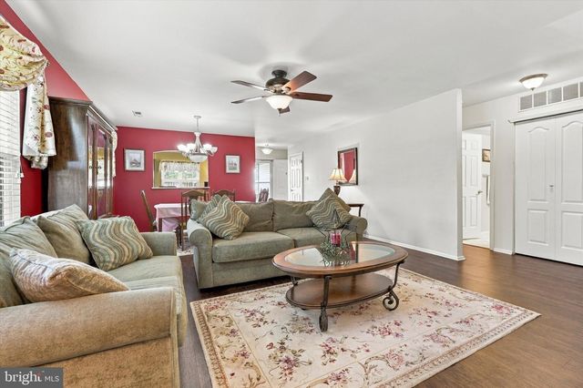20 FALMOUTH DR, Mount Laurel, NJ 08054