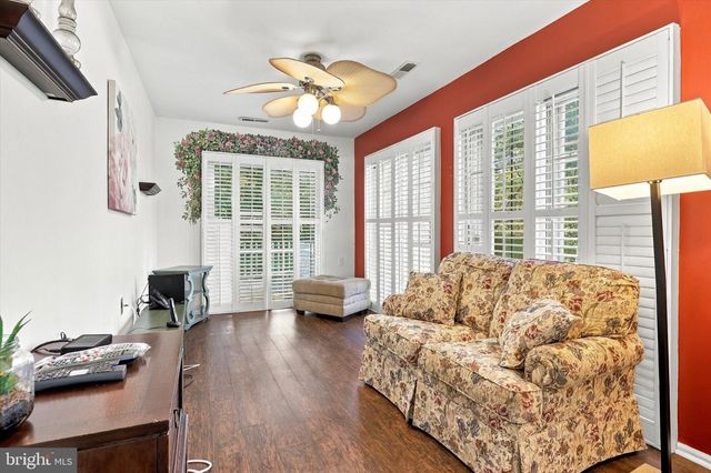20 FALMOUTH DR, Mount Laurel, NJ 08054