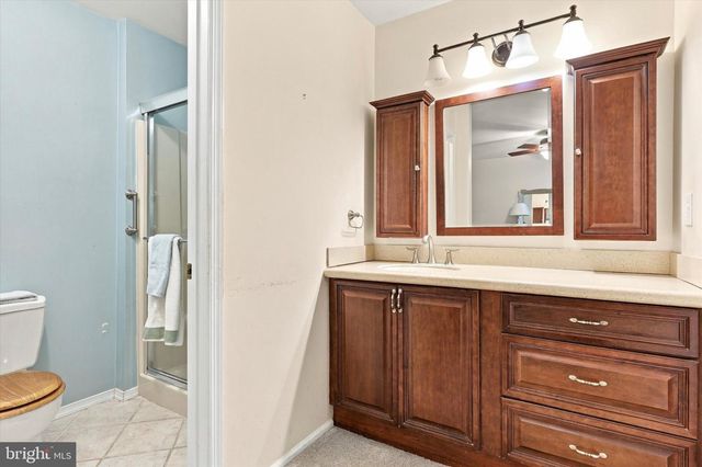 20 FALMOUTH DR, Mount Laurel, NJ 08054