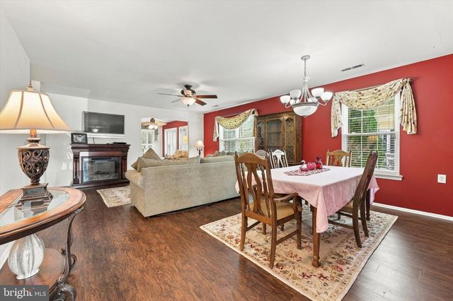 20 FALMOUTH DR, Mount Laurel, NJ 08054