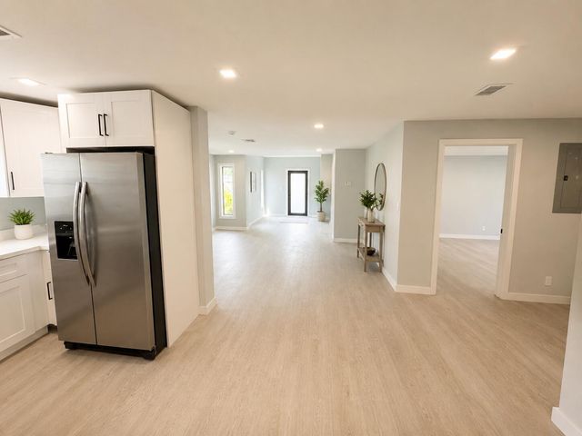 472 NW 2ND Terrace, Deerfield Beach, FL 33441