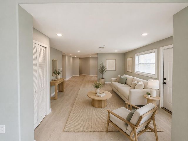 472 NW 2ND Terrace, Deerfield Beach, FL 33441
