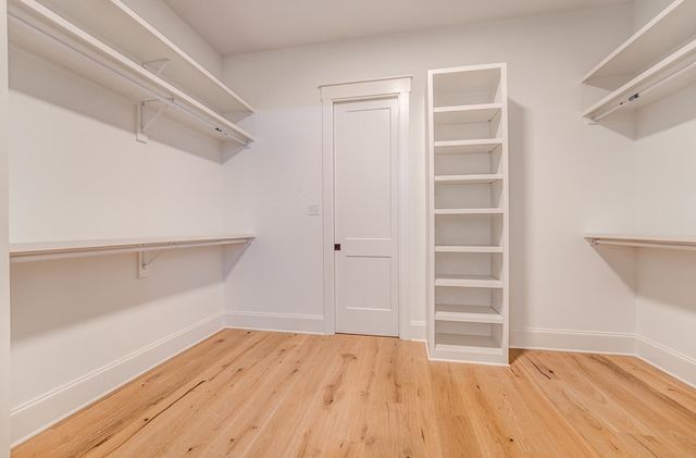 275 NEBHUT LN, Rossville, TN 38066