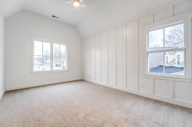 275 NEBHUT LN, Rossville, TN 38066