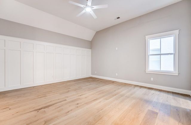 275 NEBHUT LN, Rossville, TN 38066