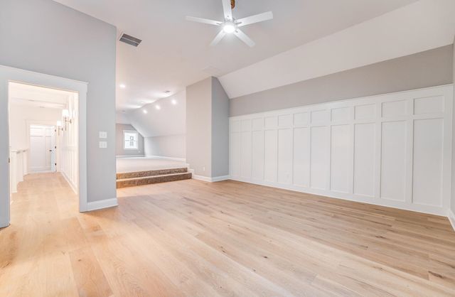 275 NEBHUT LN, Rossville, TN 38066