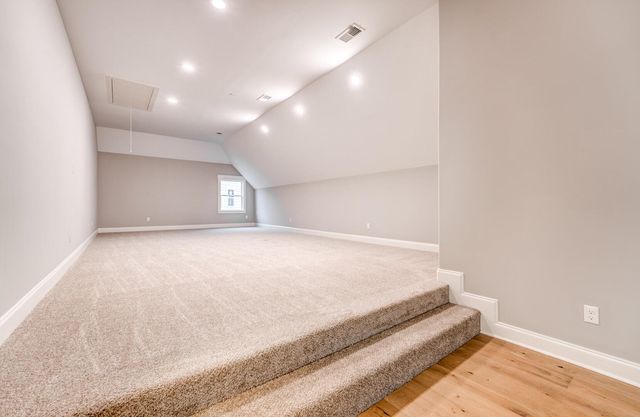 275 NEBHUT LN, Rossville, TN 38066