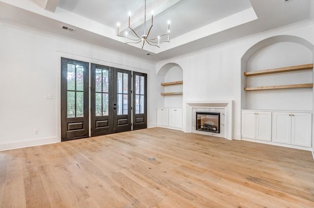 275 NEBHUT LN, Rossville, TN 38066