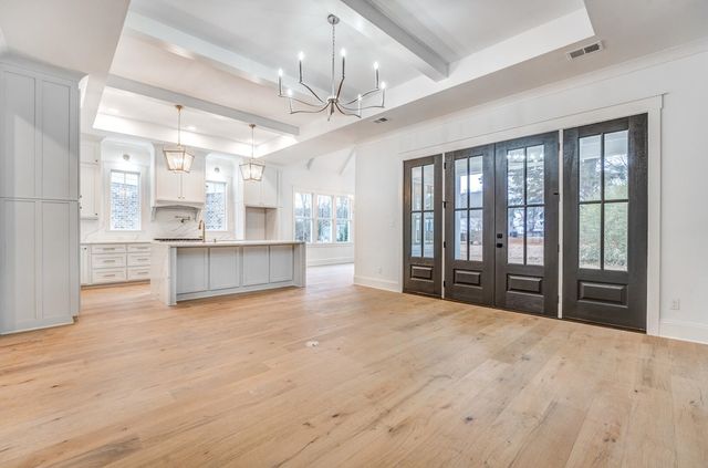 275 NEBHUT LN, Rossville, TN 38066