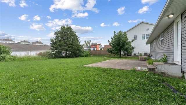 403 SW C Street, Bentonville, AR 72712