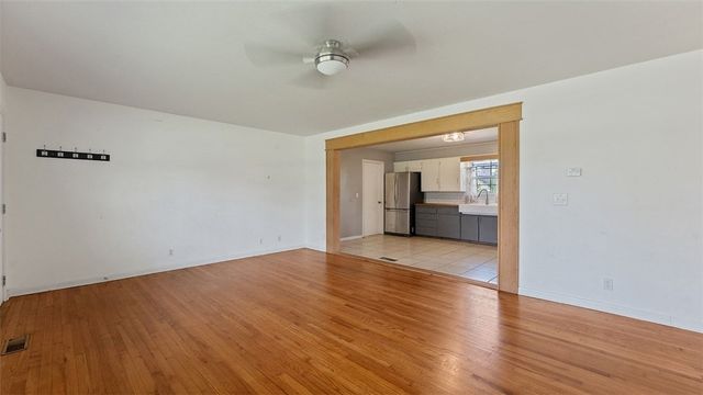 403 SW C Street, Bentonville, AR 72712