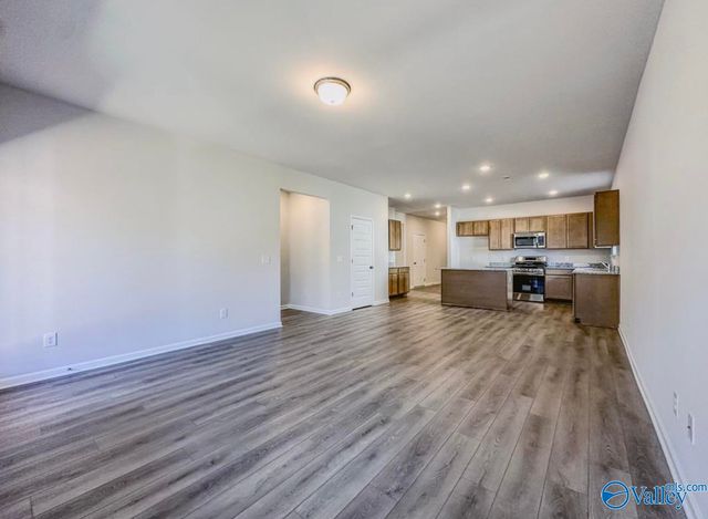 The Hampton Roman Randall Road, New Market, AL 35761
