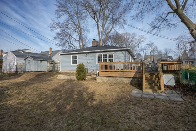 1155 Lake Grove Avenue, Grand Rapids, MI 49506