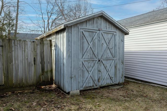 1155 Lake Grove Avenue, Grand Rapids, MI 49506