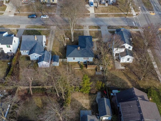 1155 Lake Grove Avenue, Grand Rapids, MI 49506