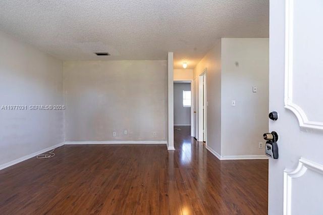 5192 NE 6th Ave 820, Oakland Park, FL 33334