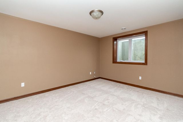 1220 Legion Lane W, West Fargo, ND 58078