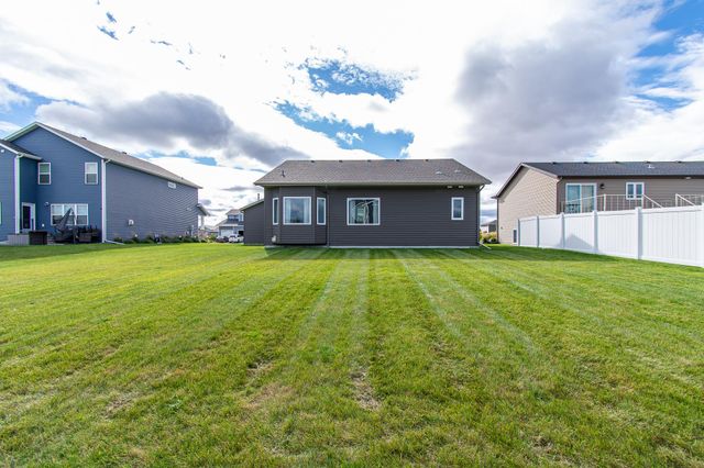 1220 Legion Lane W, West Fargo, ND 58078
