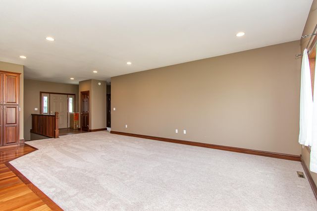 1220 Legion Lane W, West Fargo, ND 58078