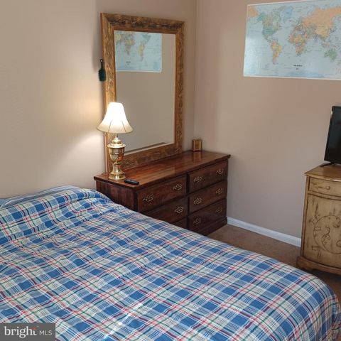 17 BLACKBURN CT, Burtonsville, MD 20866