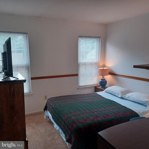 17 BLACKBURN CT, Burtonsville, MD 20866