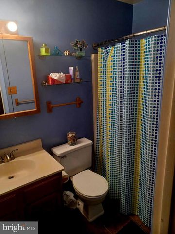 17 BLACKBURN CT, Burtonsville, MD 20866