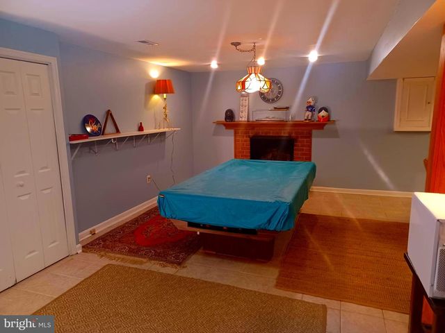 17 BLACKBURN CT, Burtonsville, MD 20866