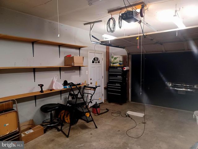 17 BLACKBURN CT, Burtonsville, MD 20866