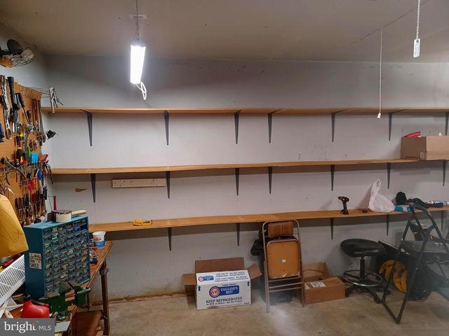 17 BLACKBURN CT, Burtonsville, MD 20866