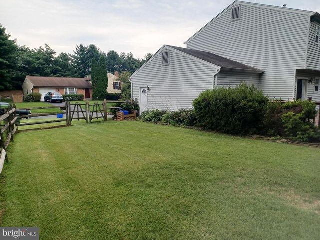 17 BLACKBURN CT, Burtonsville, MD 20866