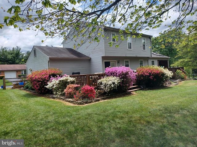 17 BLACKBURN CT, Burtonsville, MD 20866