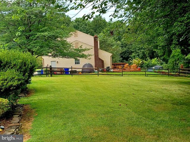 17 BLACKBURN CT, Burtonsville, MD 20866