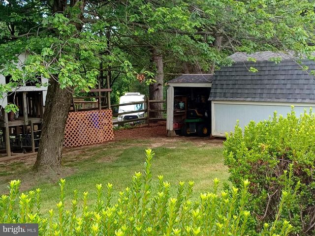 17 BLACKBURN CT, Burtonsville, MD 20866