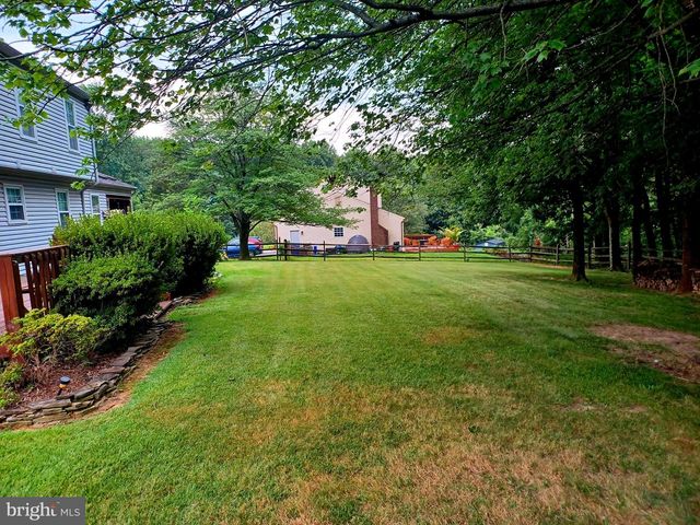 17 BLACKBURN CT, Burtonsville, MD 20866