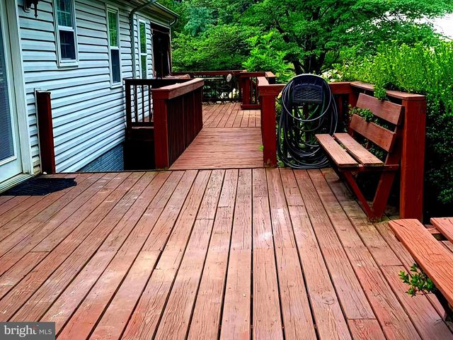 17 BLACKBURN CT, Burtonsville, MD 20866