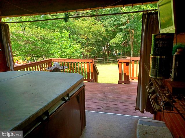 17 BLACKBURN CT, Burtonsville, MD 20866