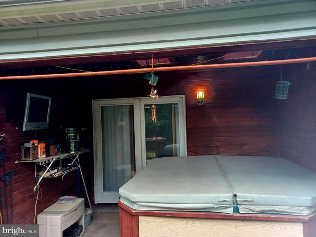 17 BLACKBURN CT, Burtonsville, MD 20866